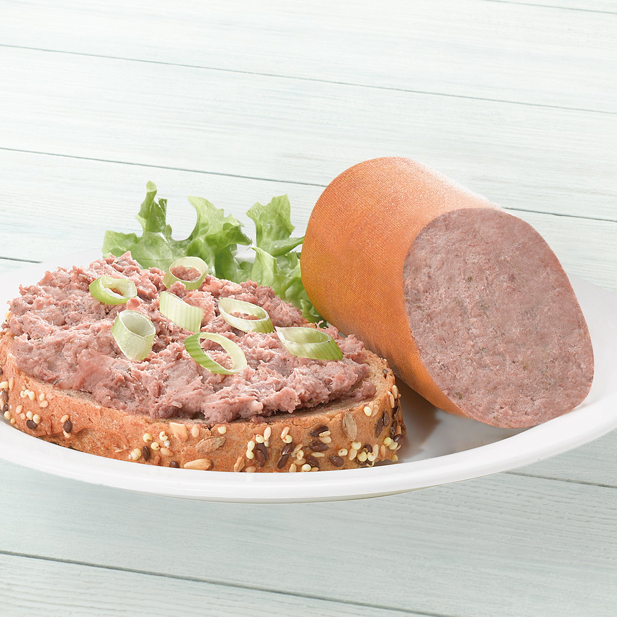 Oederaner Landleberwurst Schraegschnitt Serviervorschlag