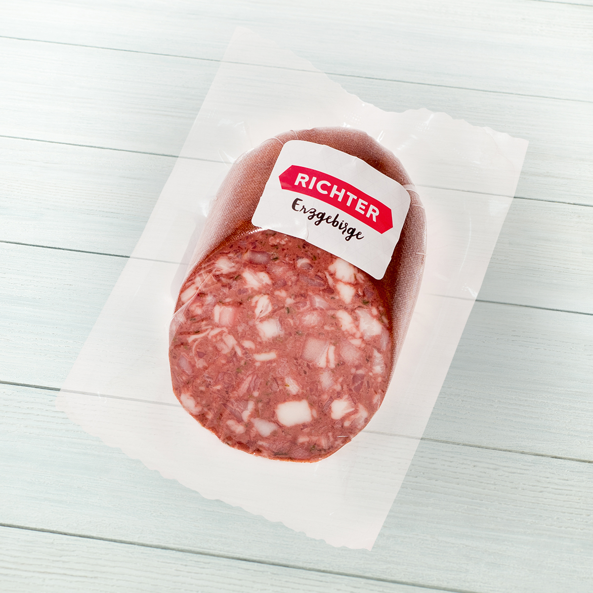 Erzgebirgische Blutwurst im Schrägschnitt Verpackung